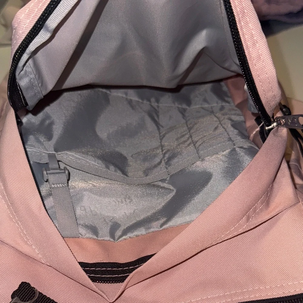 Jansport Light Pink and black Backpack so cute , big student - Picture 12 of 12